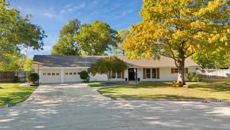 5625 Silver Lake Drive Haltom City TX 76117