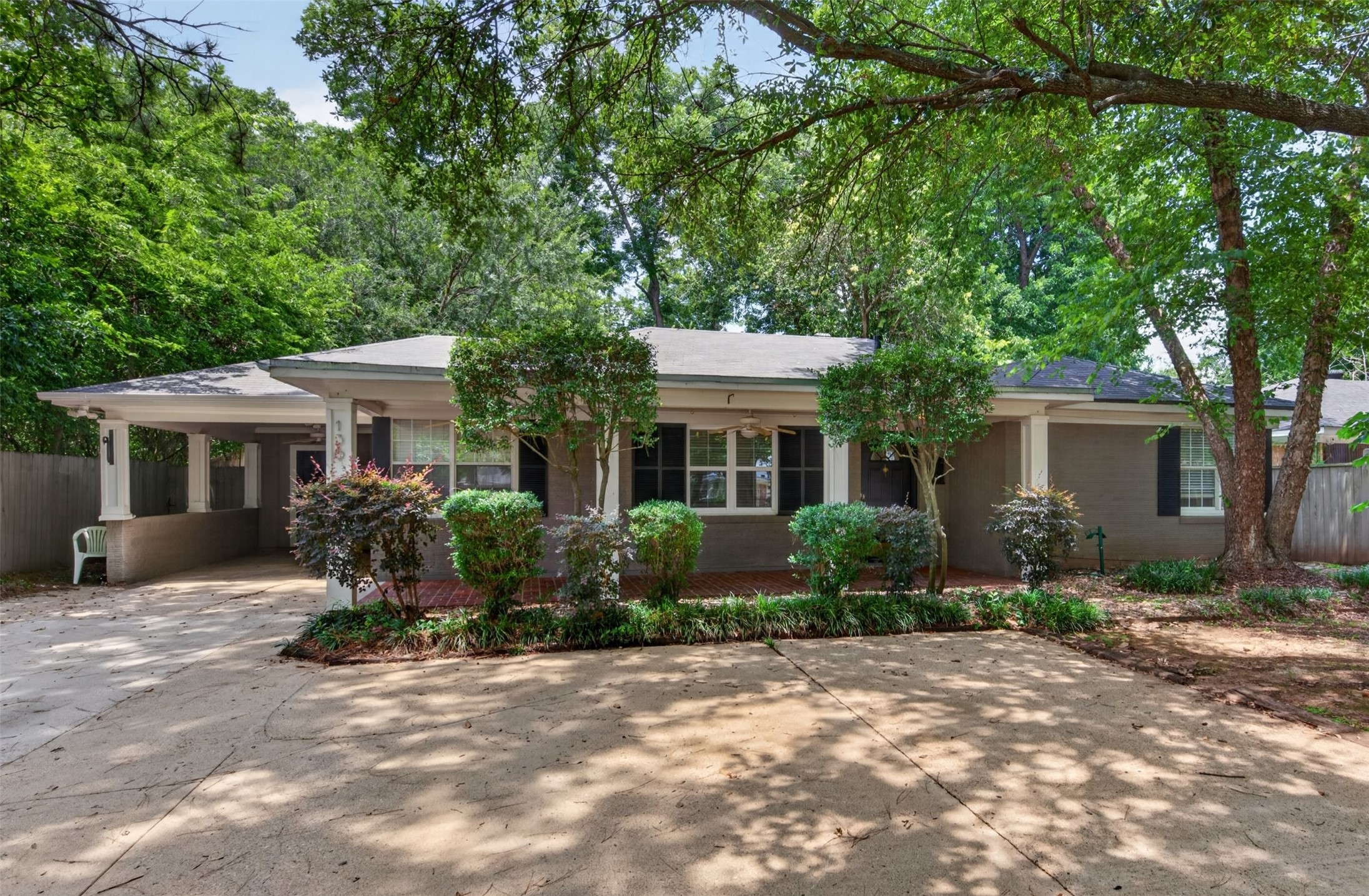 136 Lynn Avenue Shreveport LA 71105