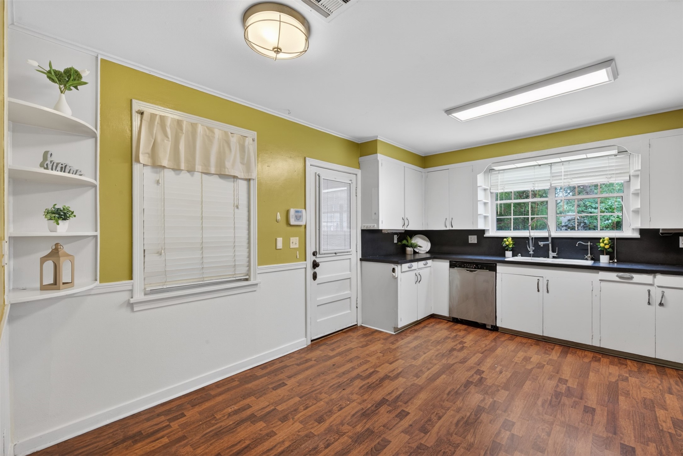 136 Lynn Avenue Shreveport LA 71105