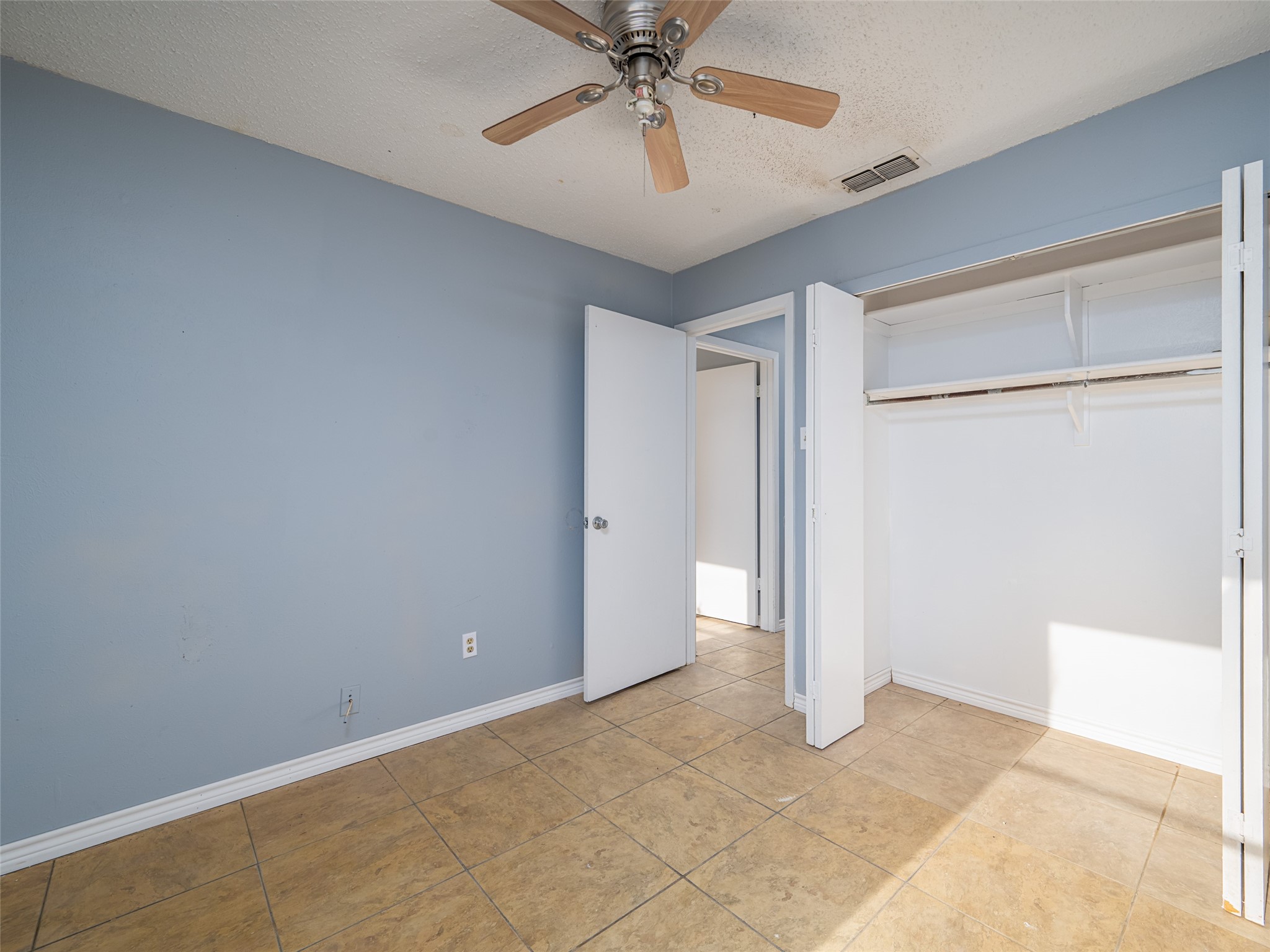 3604 Andrea Street Longview TX 75604