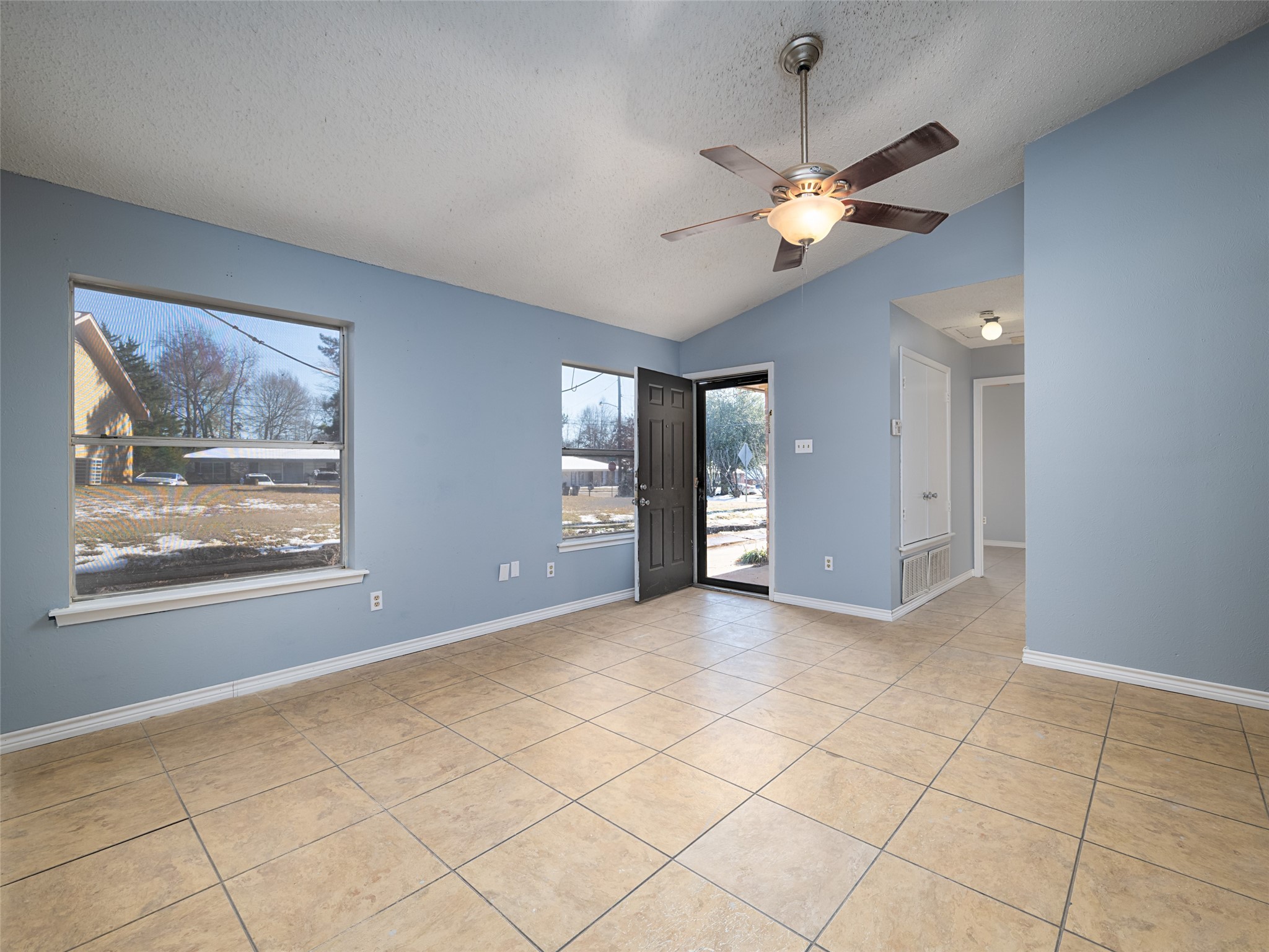 3604 Andrea Street Longview TX 75604