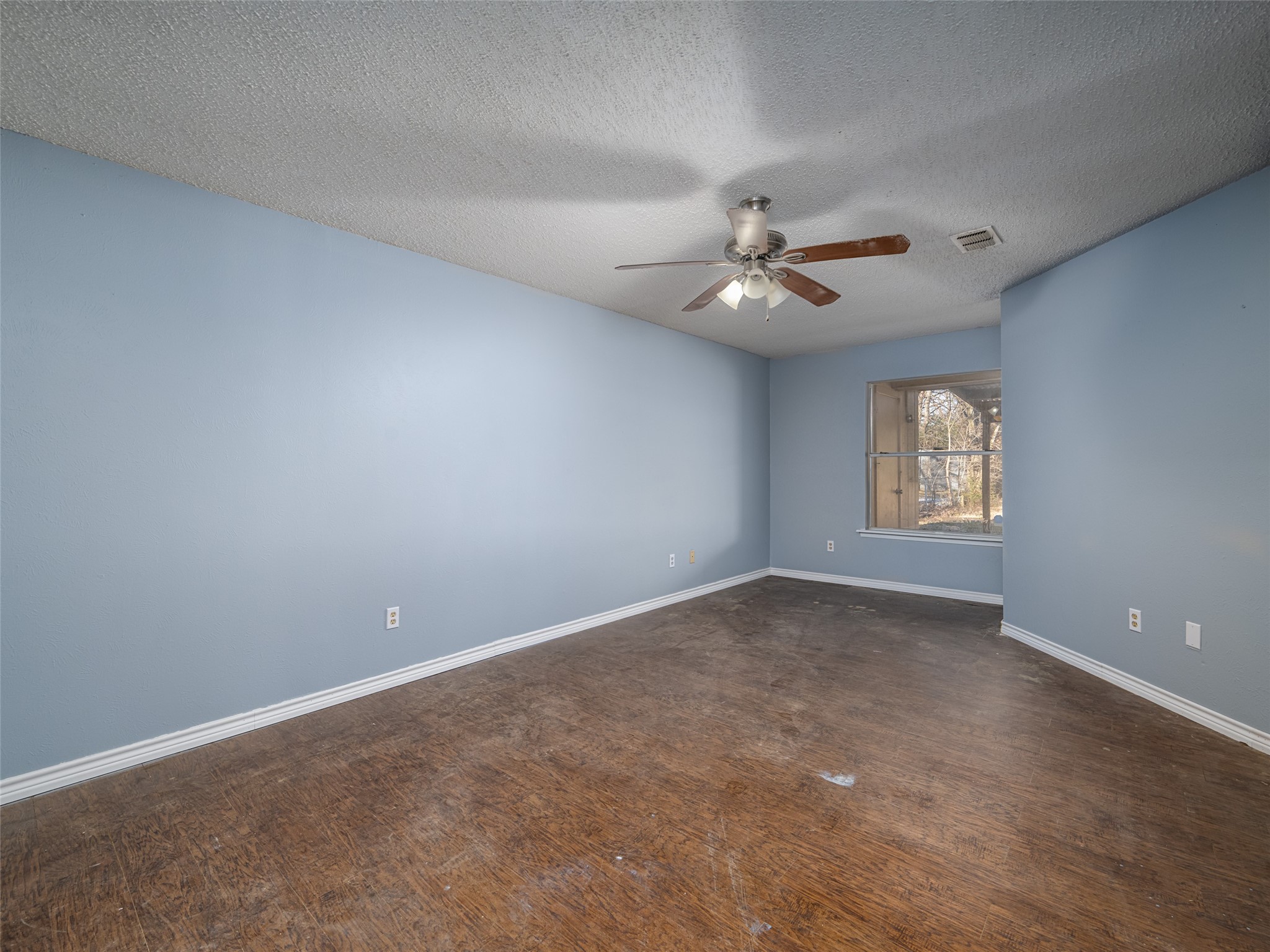 3604 Andrea Street Longview TX 75604