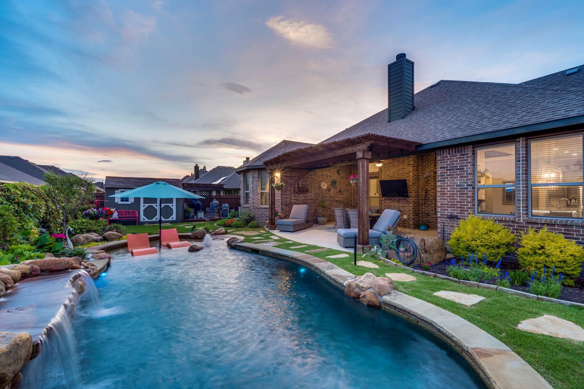 462 Wintergreen Drive Waxahachie TX 75165