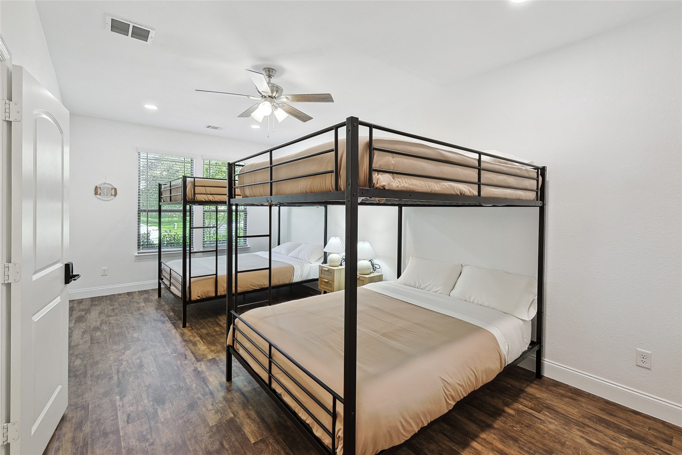 462 Wintergreen Drive Waxahachie TX 75165
