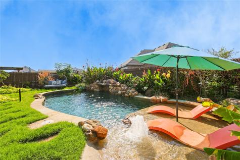 462 Wintergreen Drive Waxahachie TX 75165