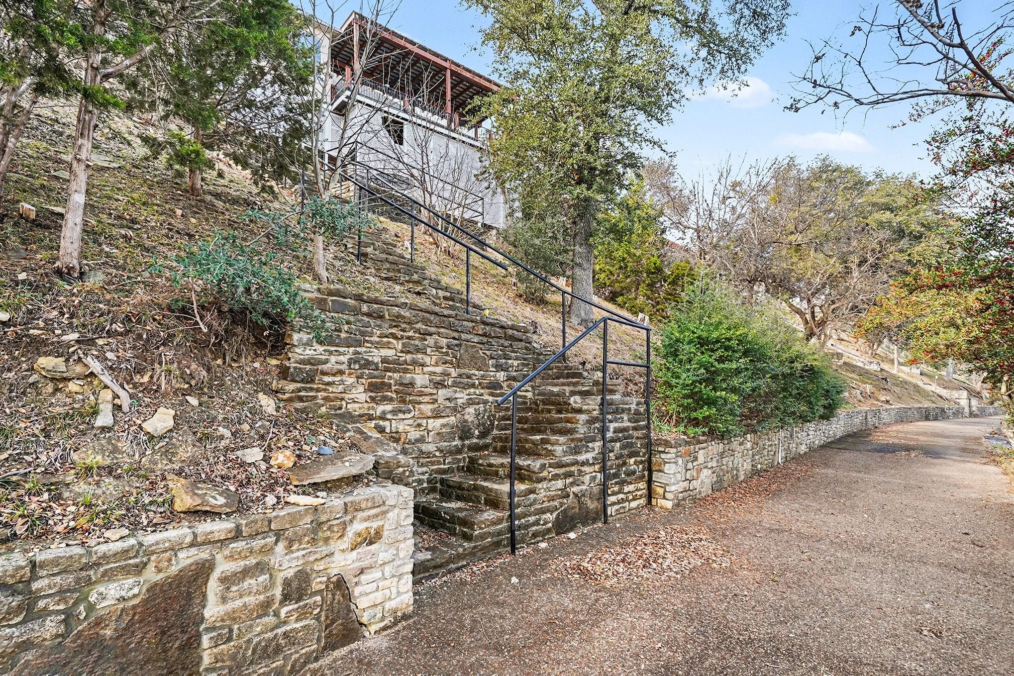 7006 Stone Bluff Court Granbury TX 76048