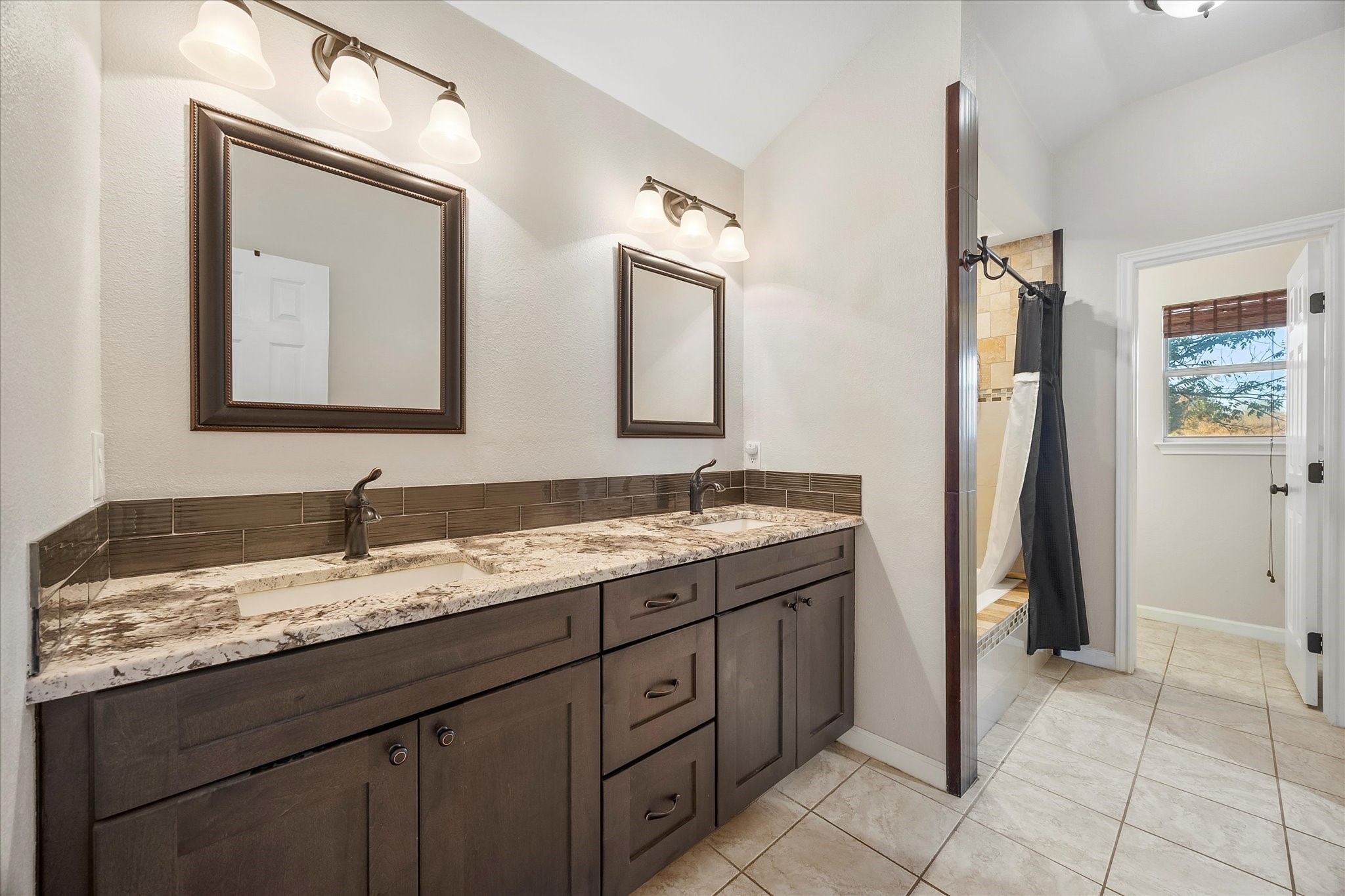 825 Forest Edge Lane Wylie TX 75098