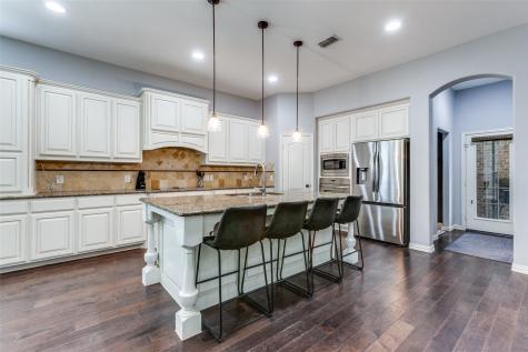 7811 Glen Hollow Lane Sachse TX 75048