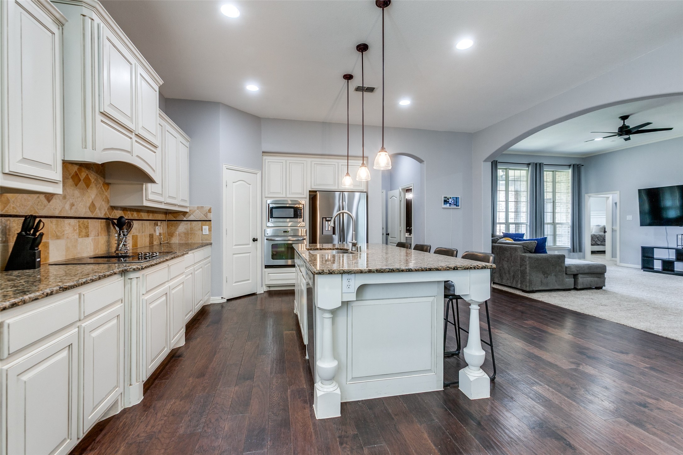 7811 Glen Hollow Lane Sachse TX 75048