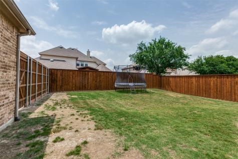 7811 Glen Hollow Lane Sachse TX 75048