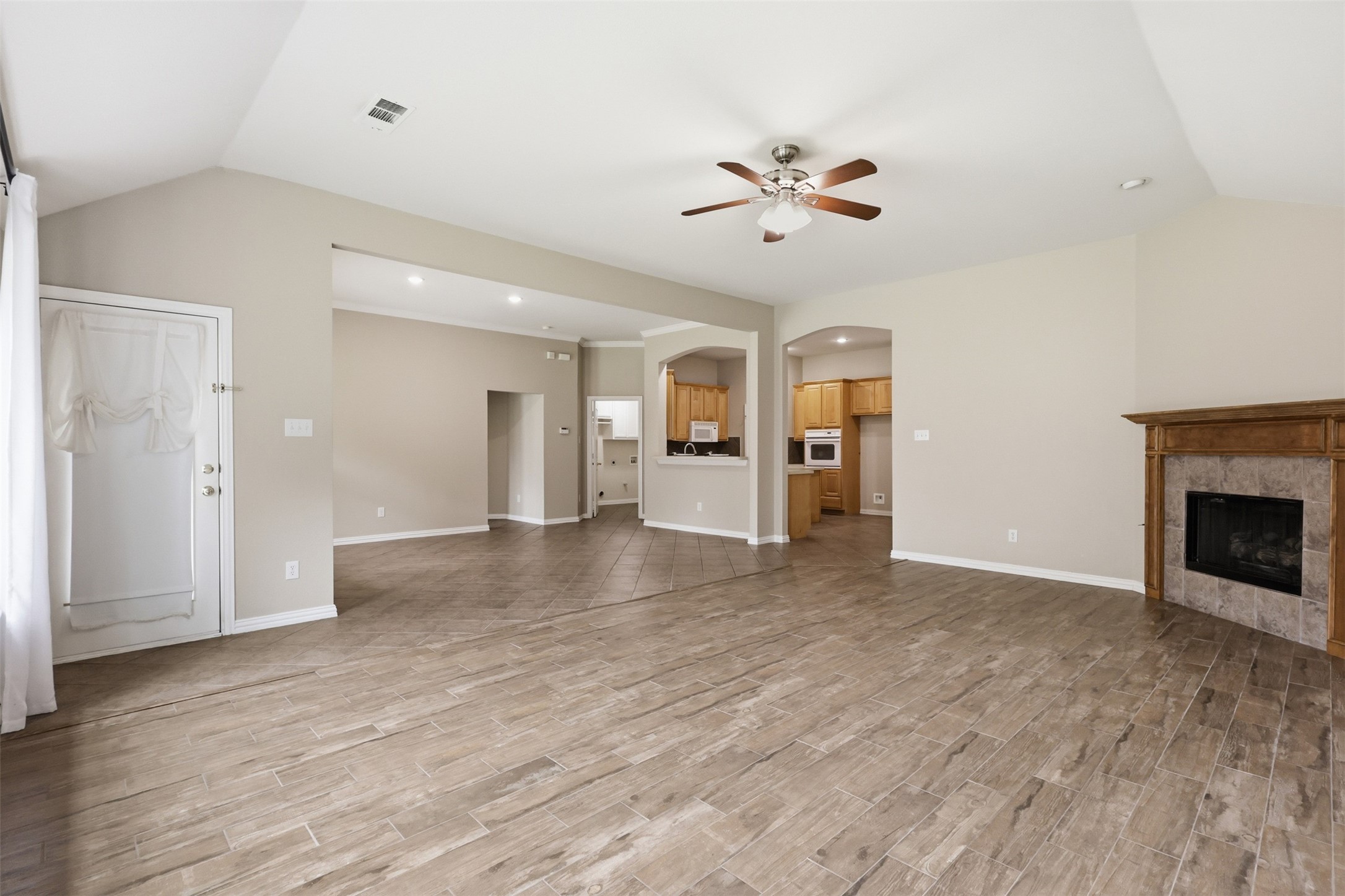 1313 Val Verde Court Denton TX 76210