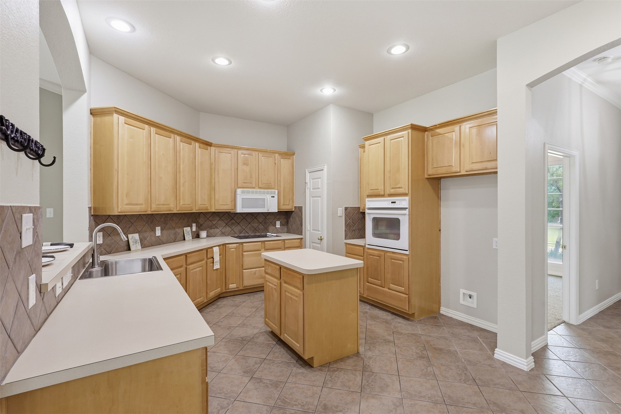 1313 Val Verde Court Denton TX 76210
