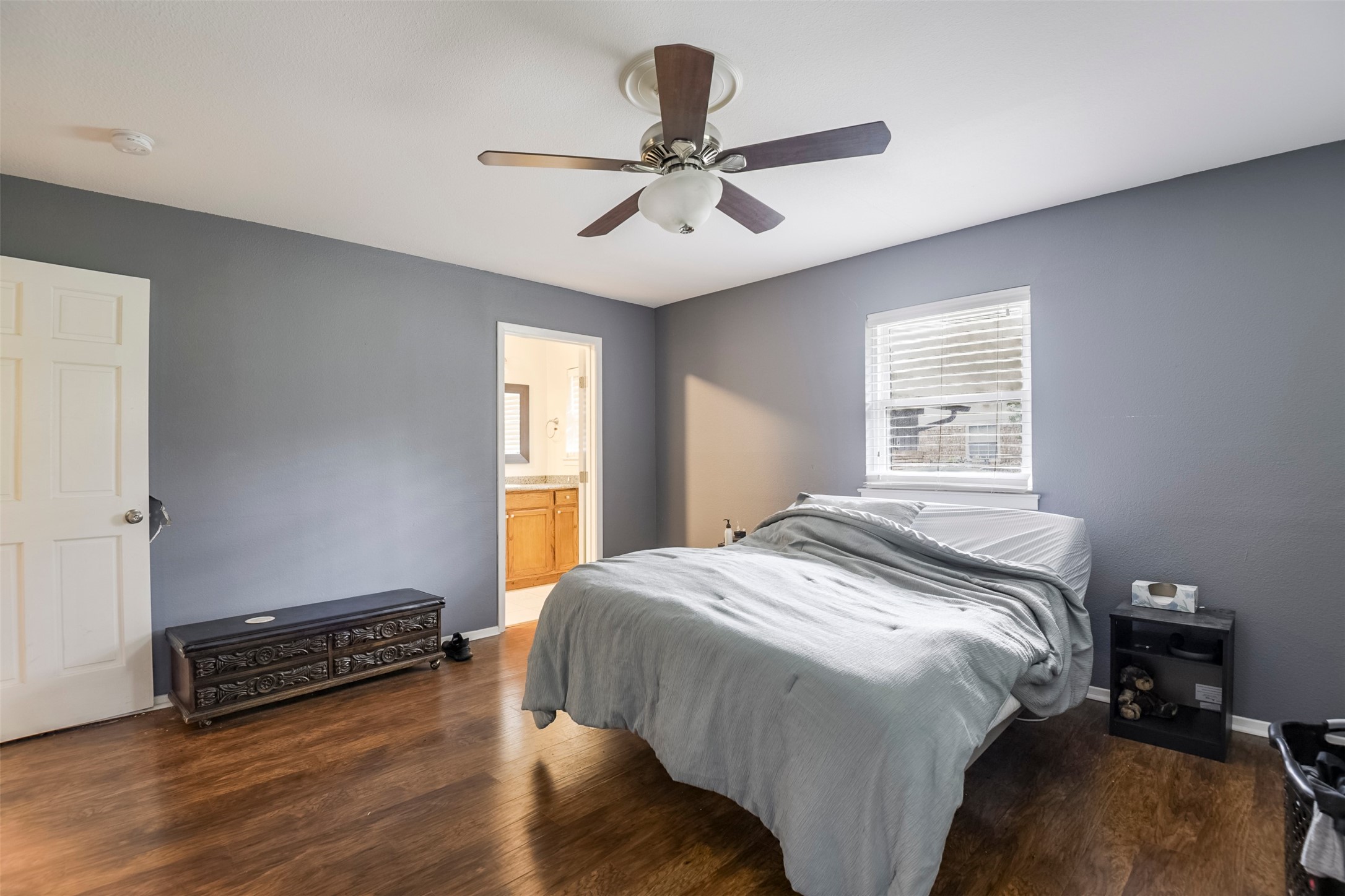 1200 Desiree Lane Hurst TX 76053