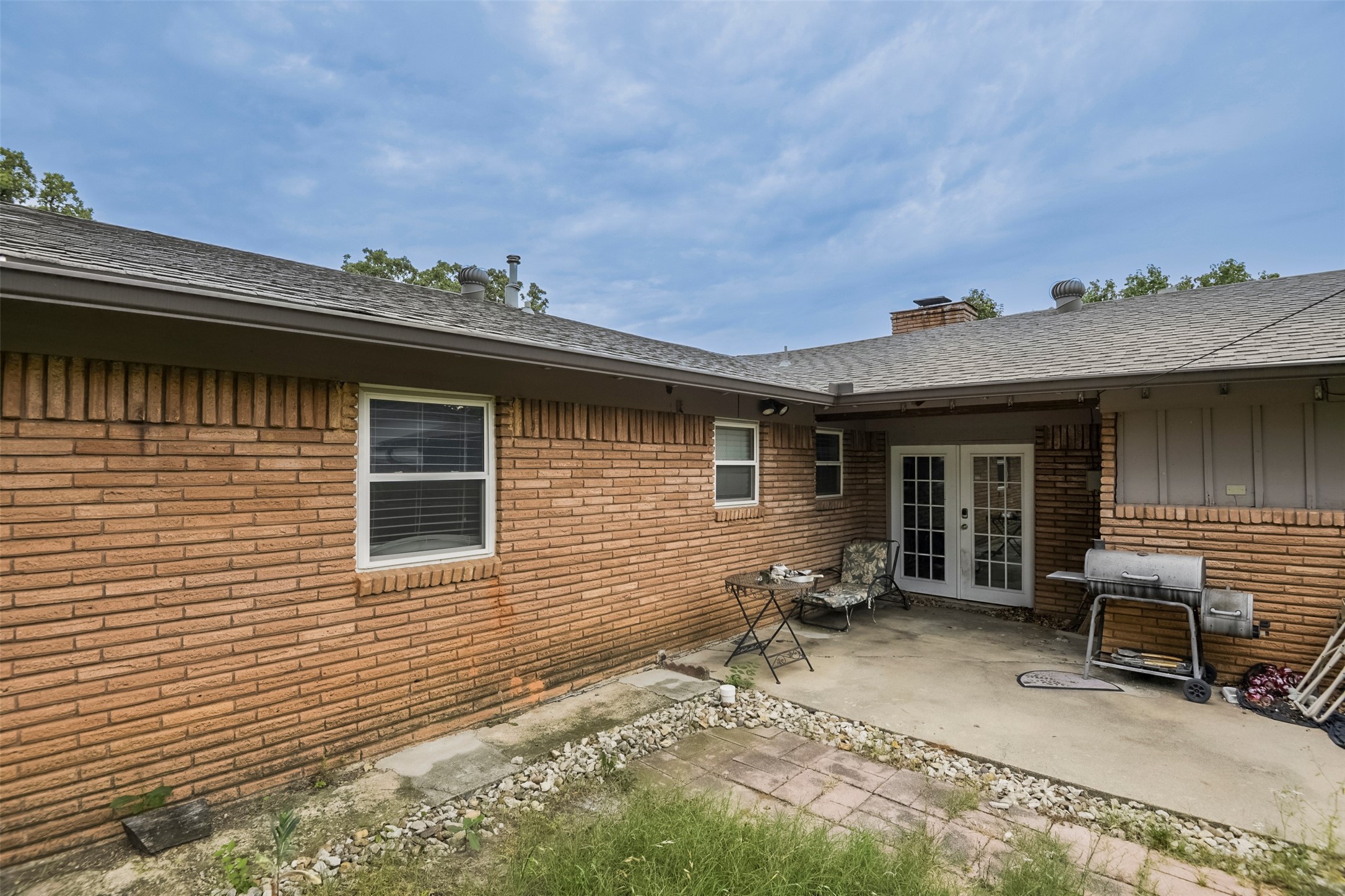 1200 Desiree Lane Hurst TX 76053