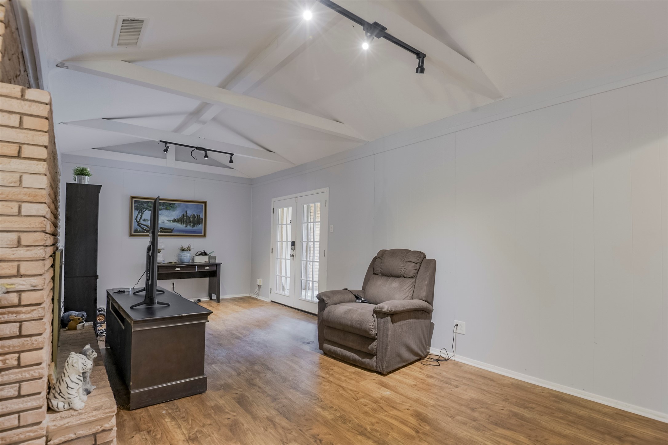 1200 Desiree Lane Hurst TX 76053