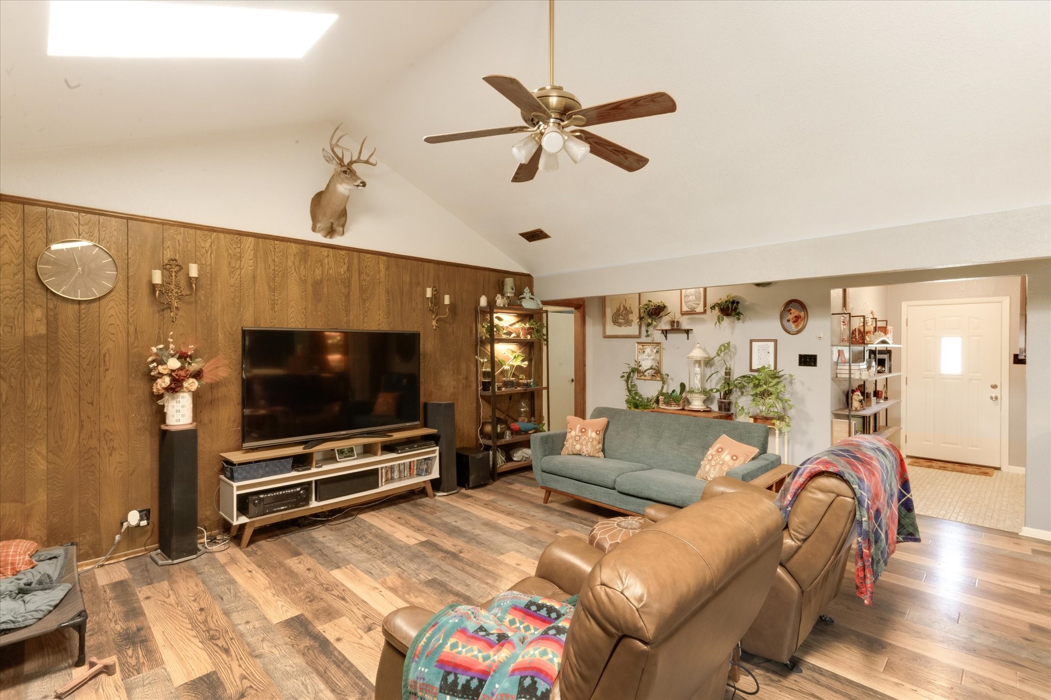 4513 Charles Court Benbrook TX 76116