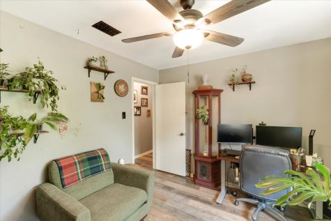 4513 Charles Court Benbrook TX 76116