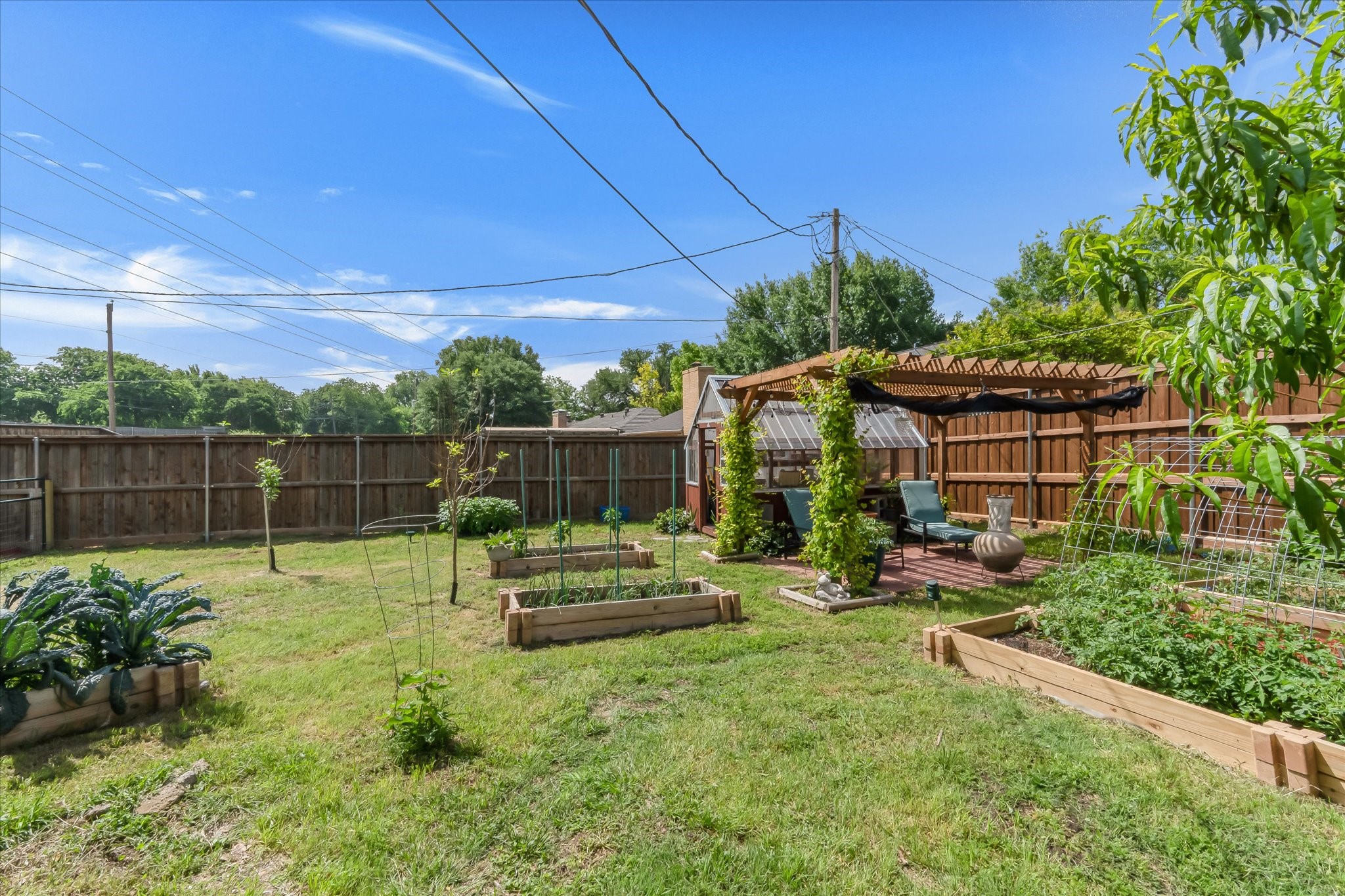 4513 Charles Court Benbrook TX 76116