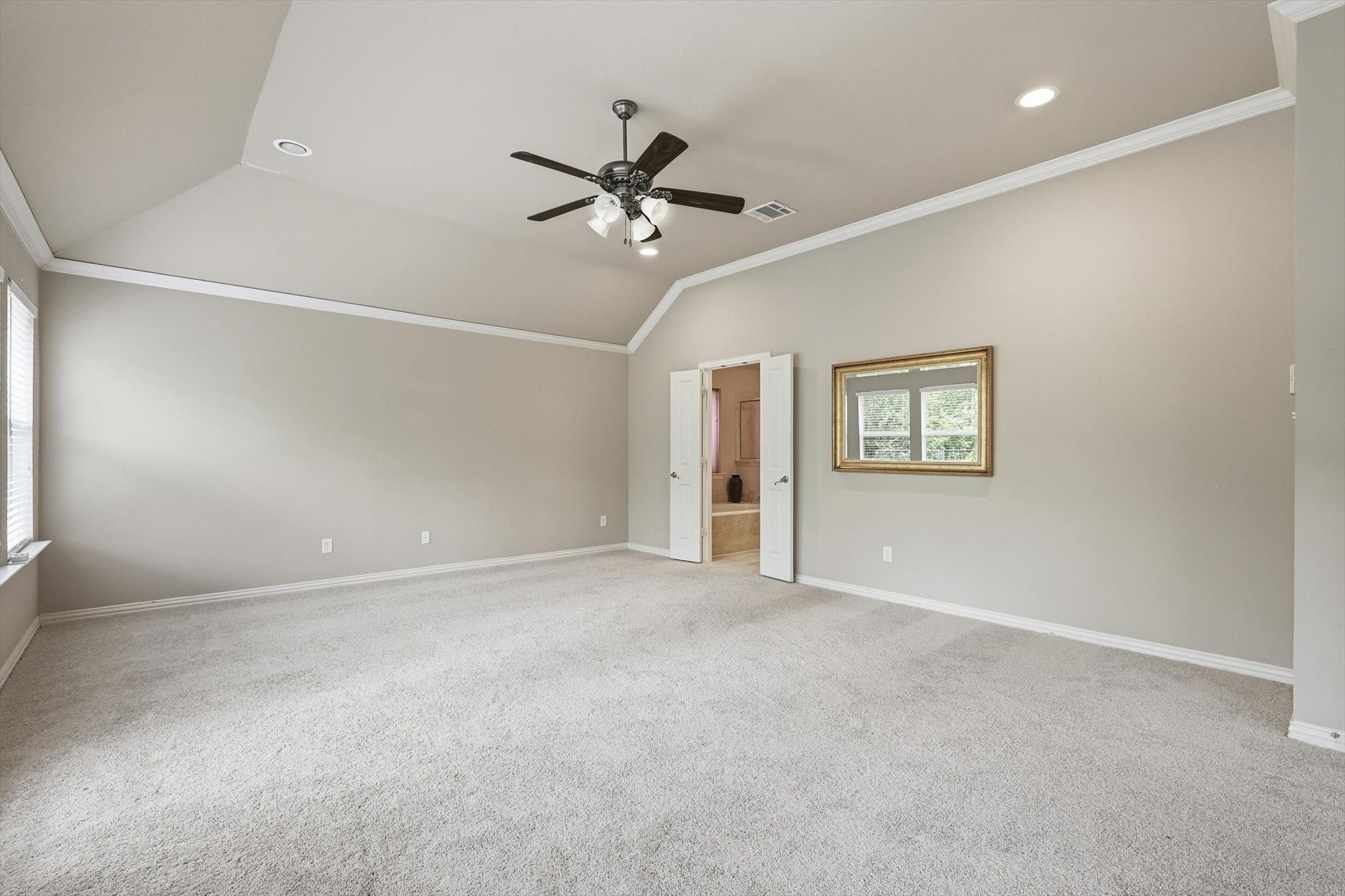 201 Fountainview Drive Euless TX 76039