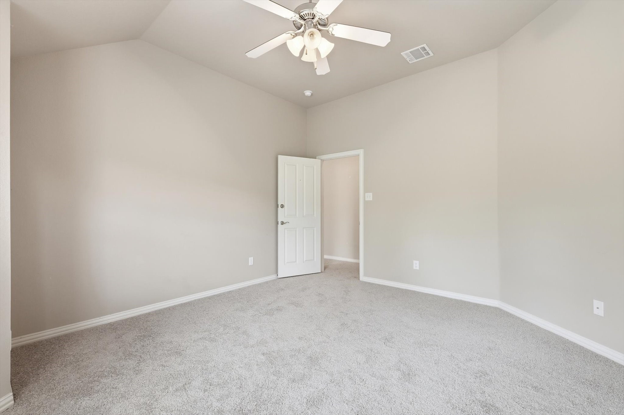 201 Fountainview Drive Euless TX 76039