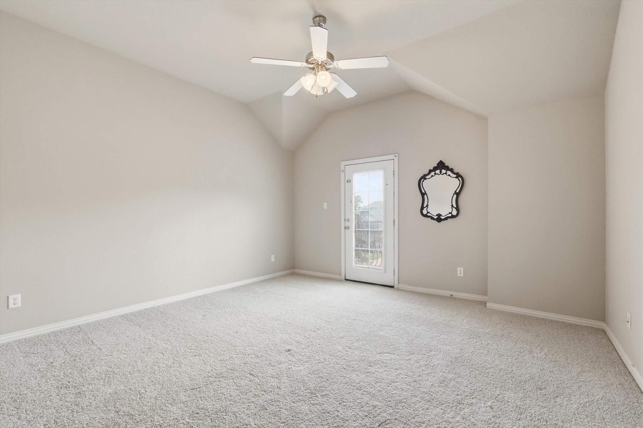201 Fountainview Drive Euless TX 76039