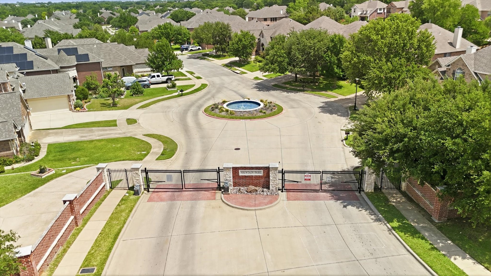 201 Fountainview Drive Euless TX 76039
