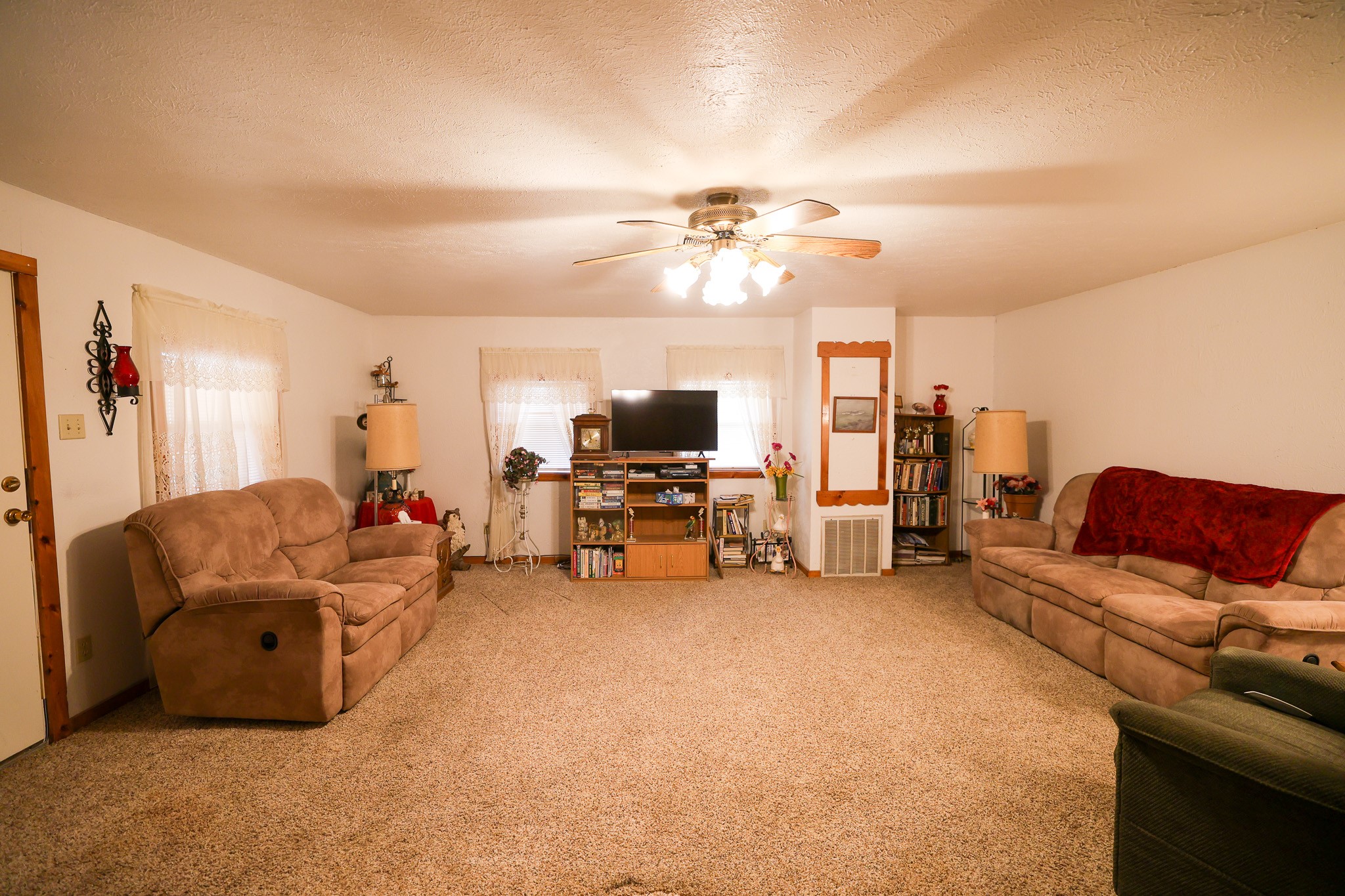 6482 County Road 4700 Commerce TX 75428