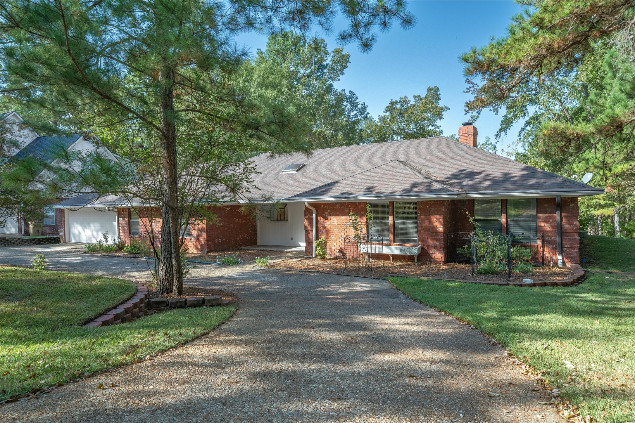 200 Branding Iron Lane Holly Lake Ranch TX 75765