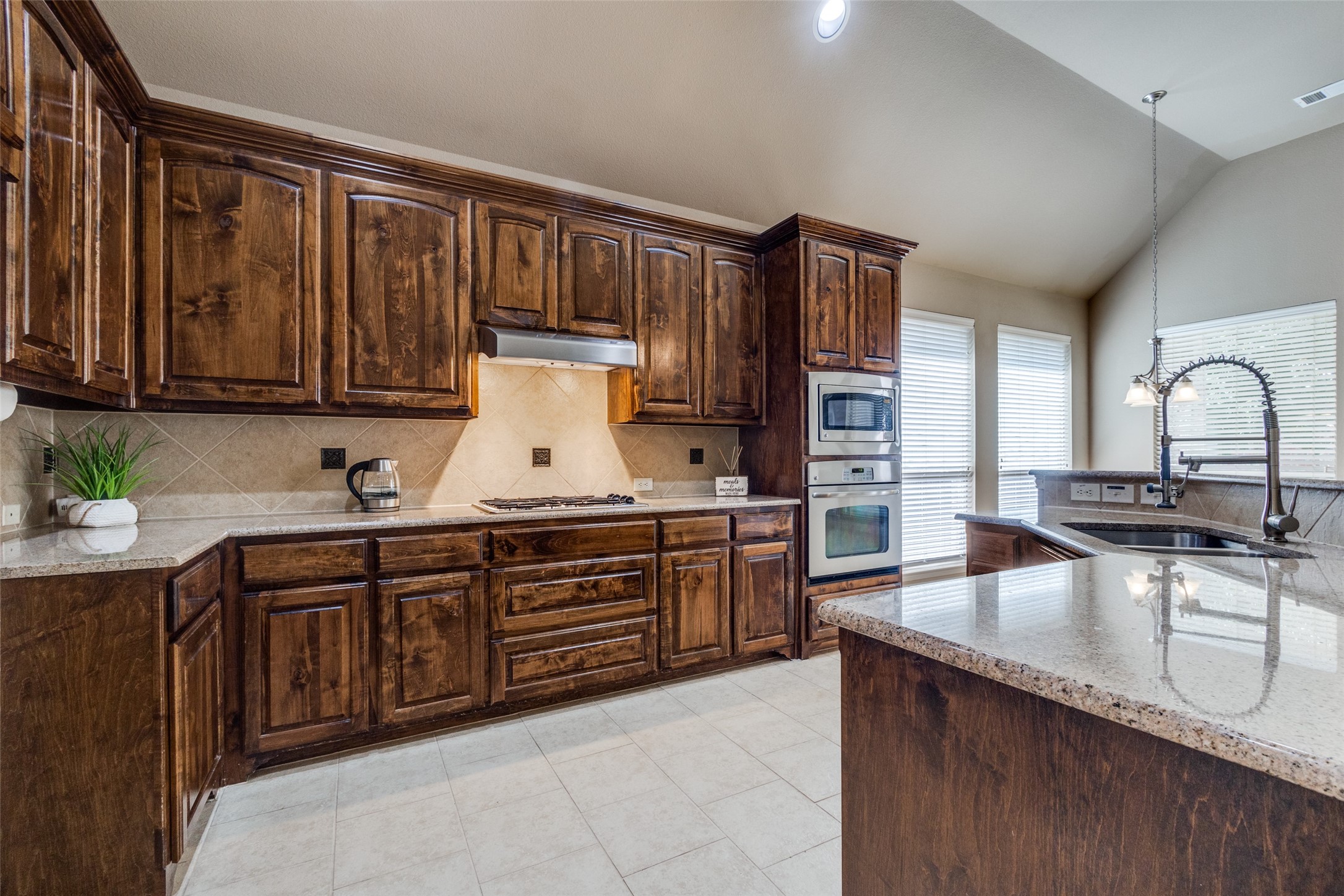 8217 Tyler Drive Lantana TX 76226
