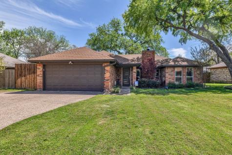 120 NE Shady Oaks Drive Burleson TX 76028