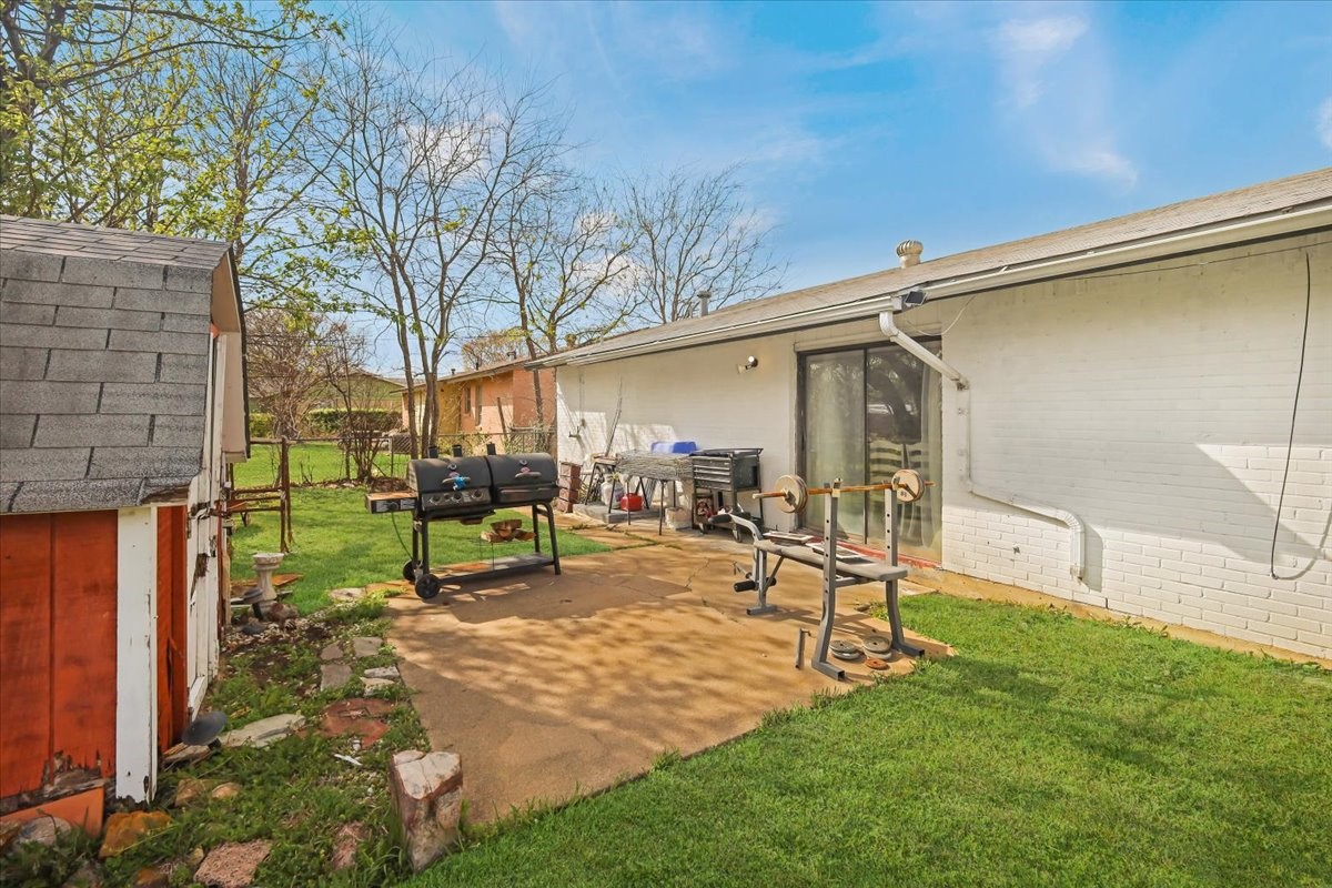 2508 W Rochelle Road Irving TX 75062