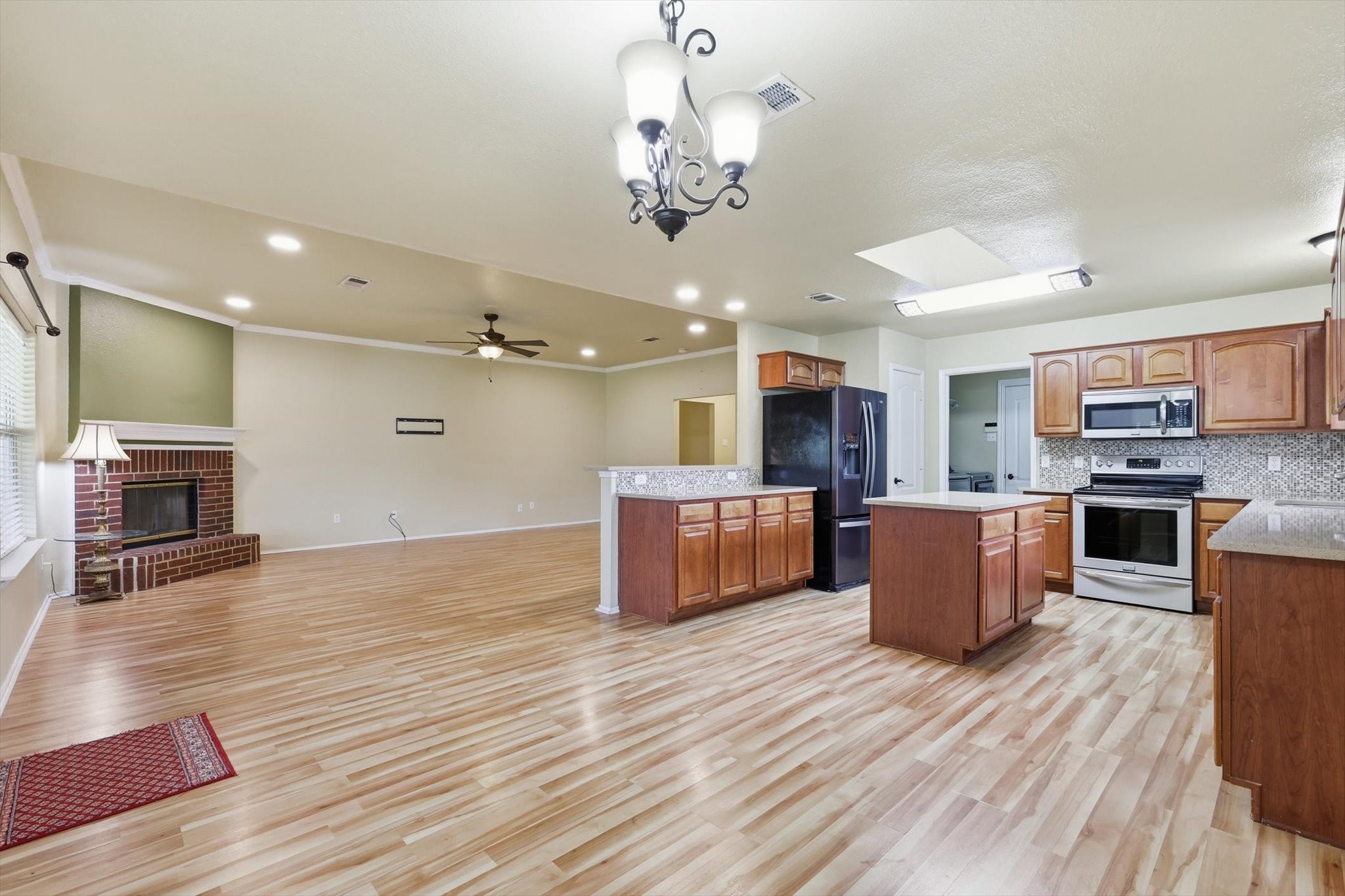 6421 Peak View Court Midlothian TX 76065