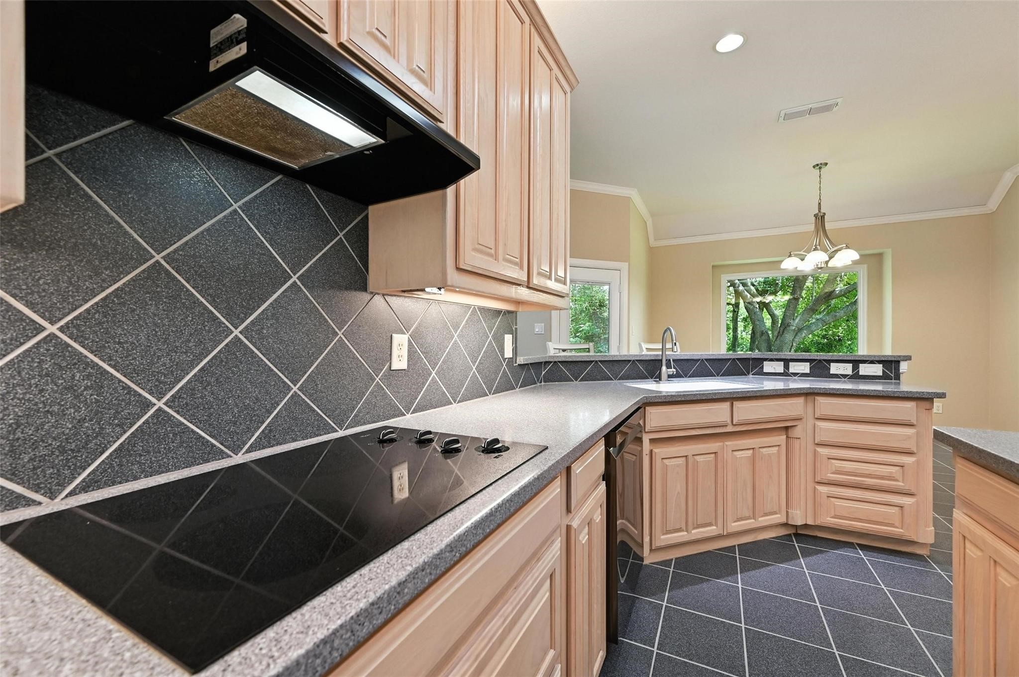 8974 Ranch Bluff Court Benbrook TX 76126