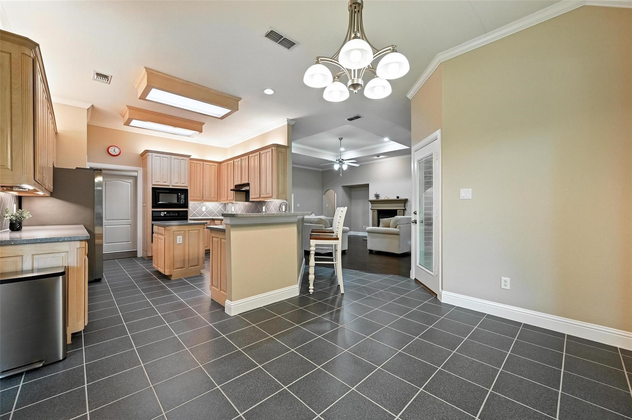 8974 Ranch Bluff Court Benbrook TX 76126