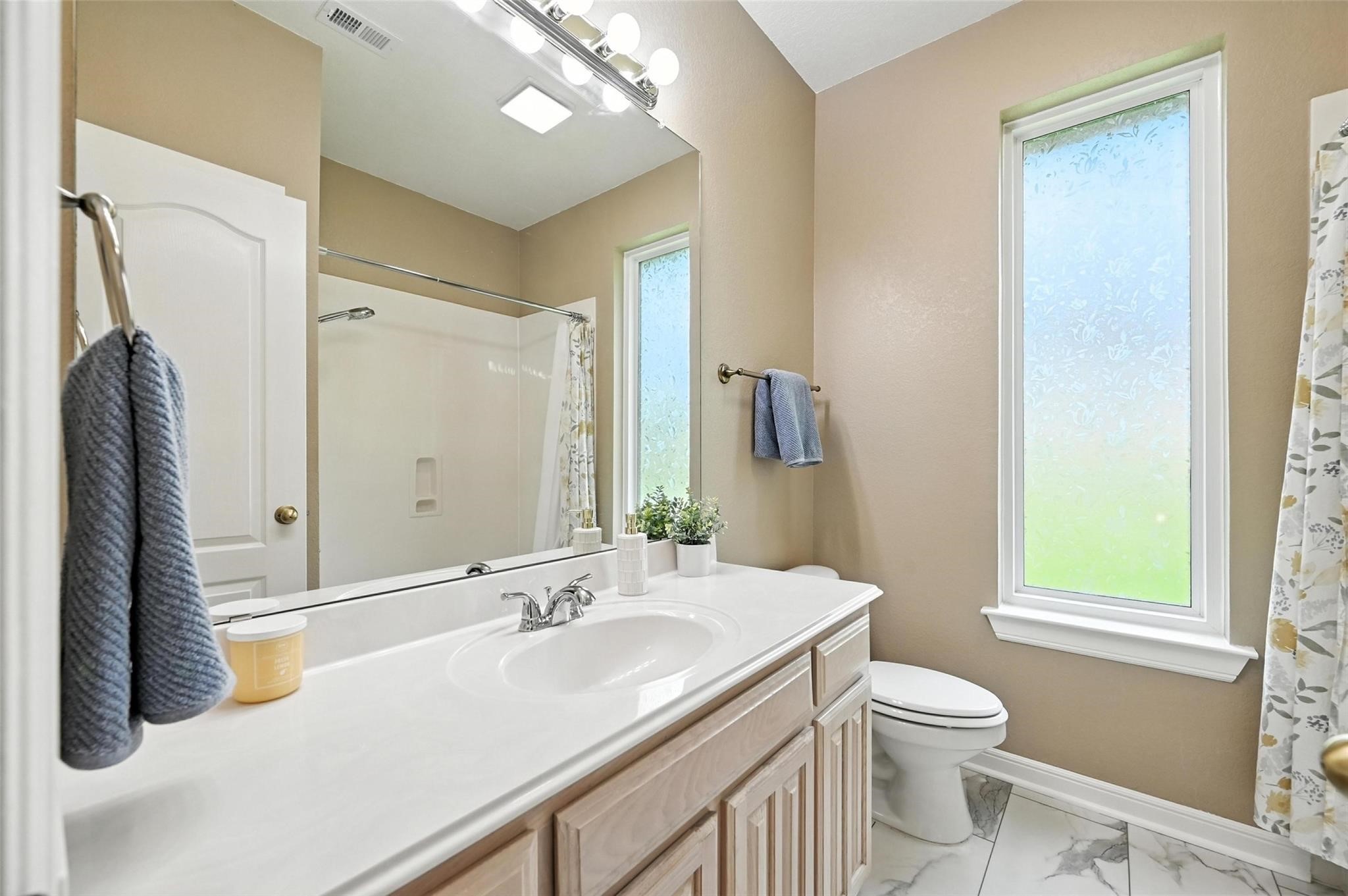 8974 Ranch Bluff Court Benbrook TX 76126