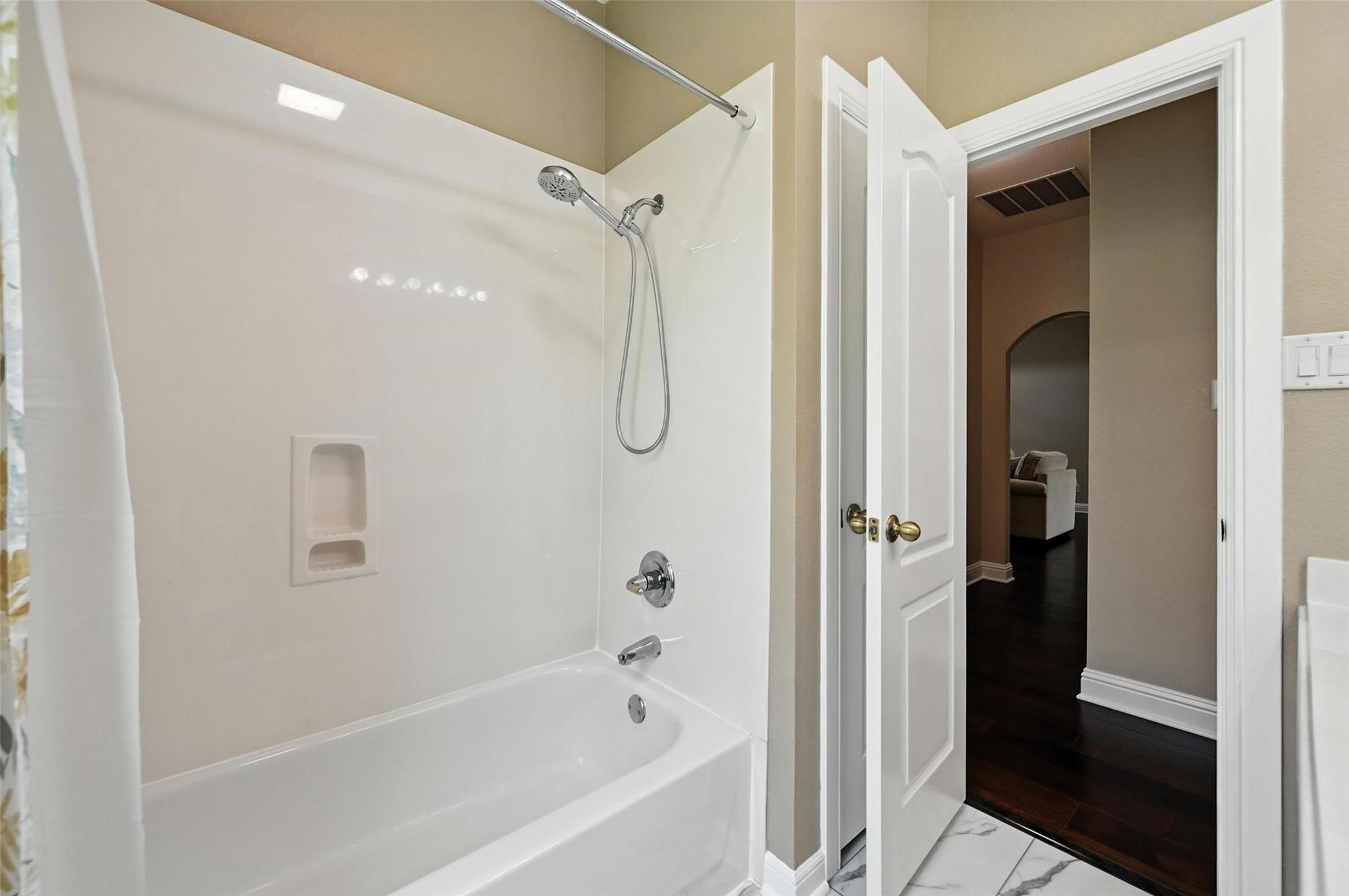 8974 Ranch Bluff Court Benbrook TX 76126