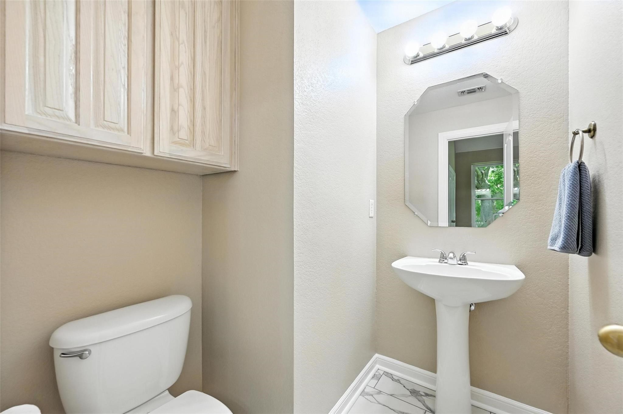 8974 Ranch Bluff Court Benbrook TX 76126