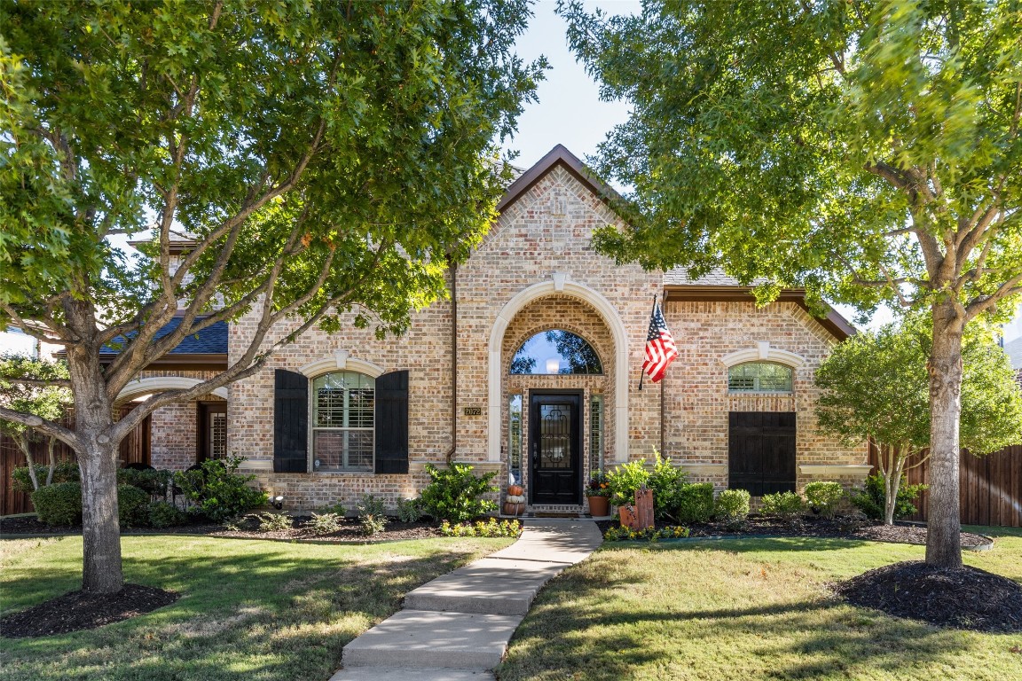 2072 Sleepy Hollow Trail Frisco TX 75033