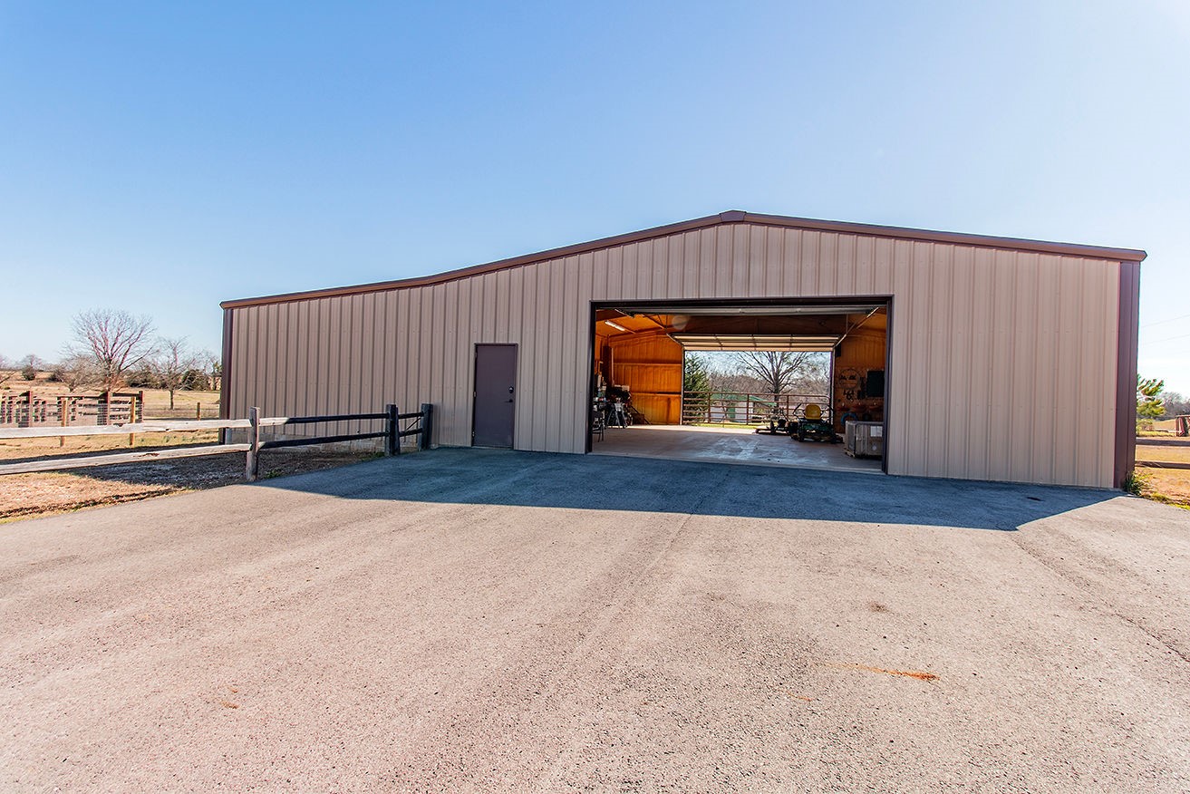 6045 Vz County Road 1110 Grand Saline TX 75140