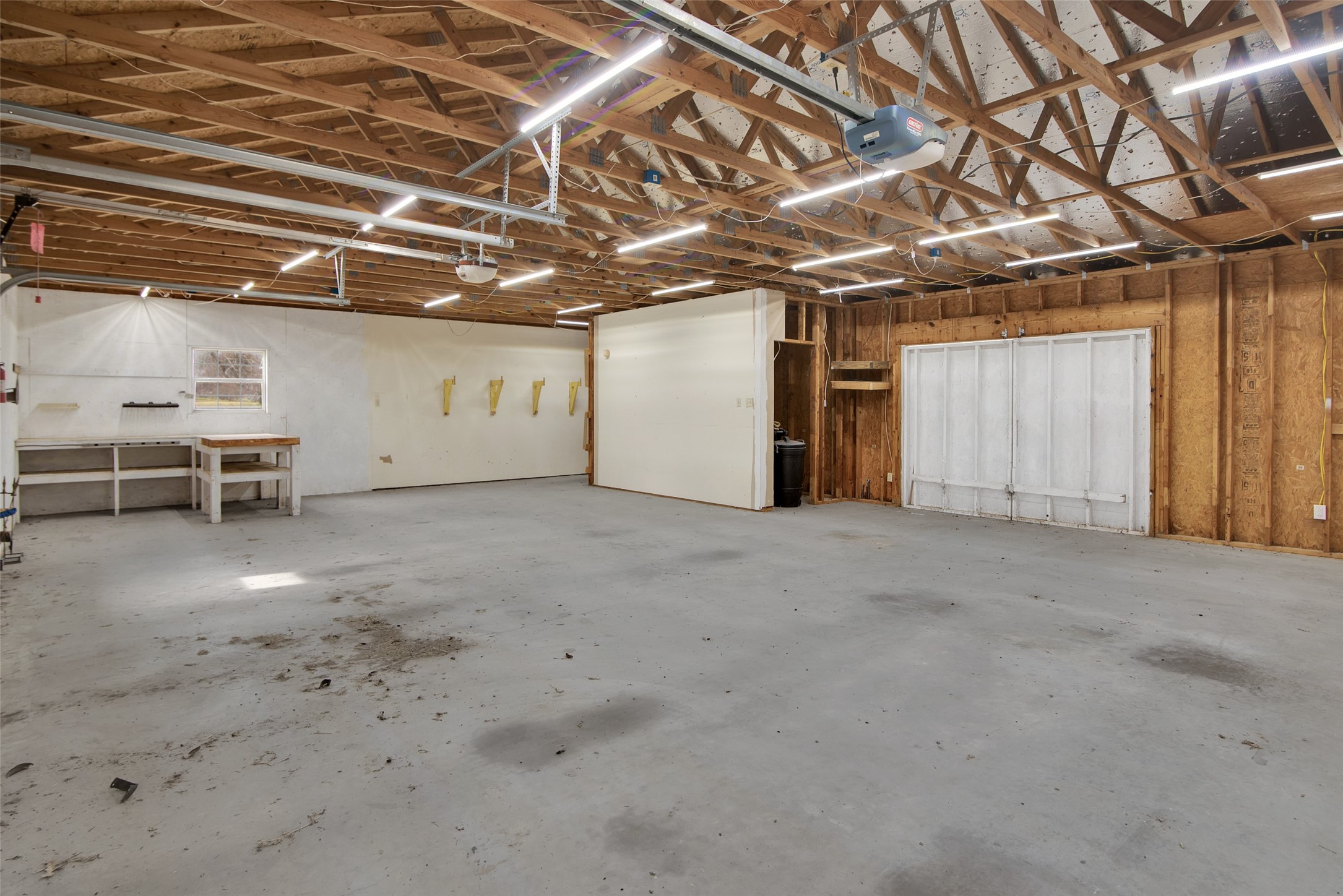 404 N Blanton Whitewright TX 75491