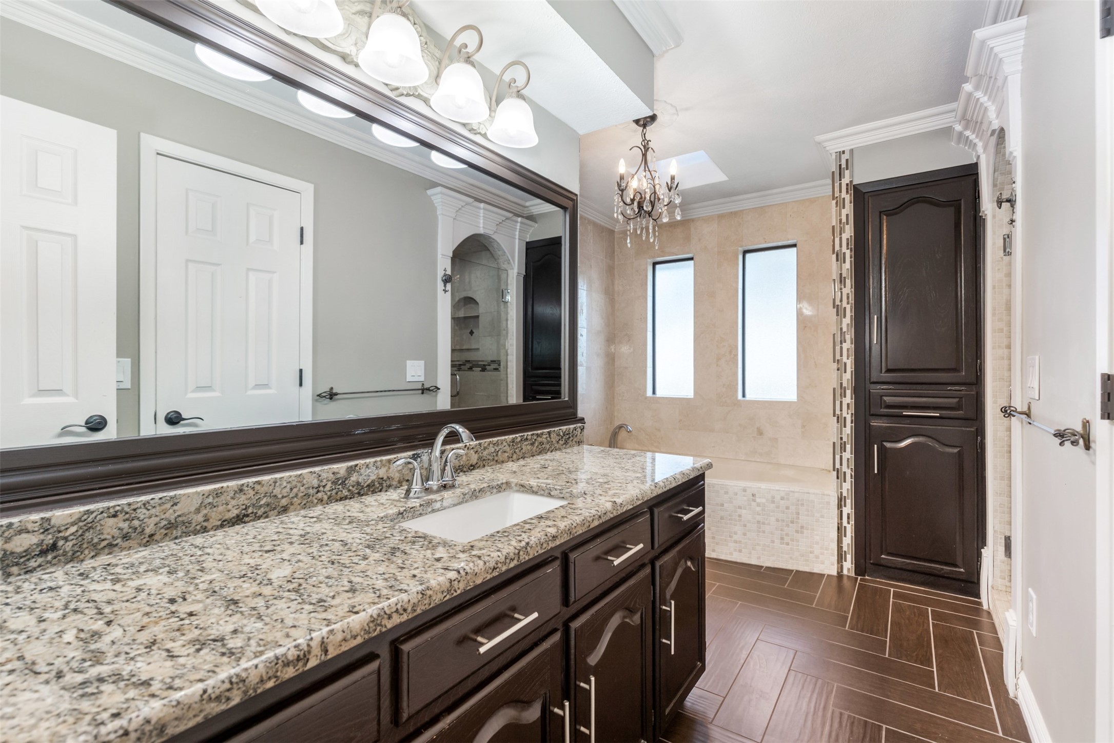 1642 Texas Longhorn Trail Gunter TX 75058