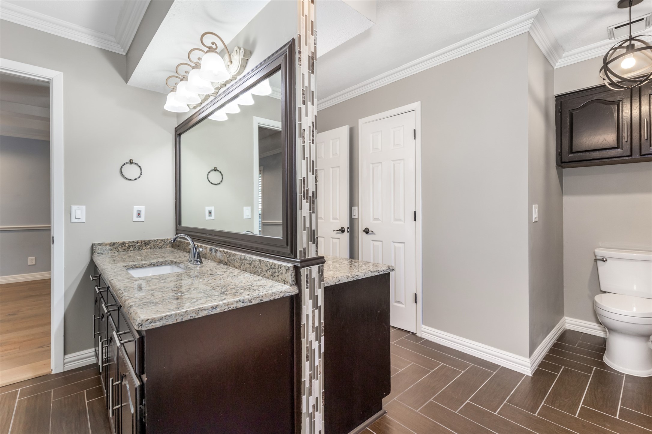 1642 Texas Longhorn Trail Gunter TX 75058