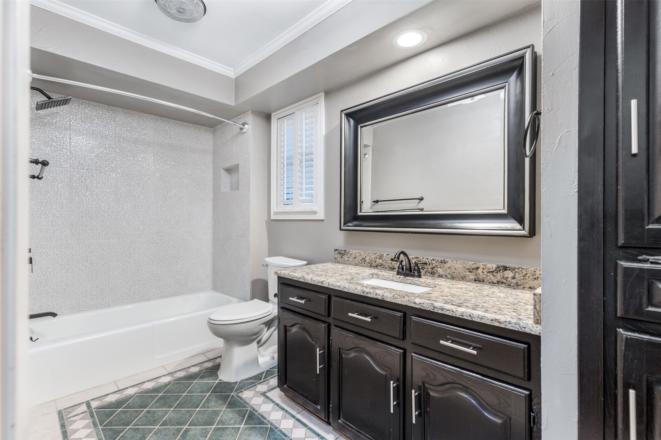 1642 Texas Longhorn Trail Gunter TX 75058
