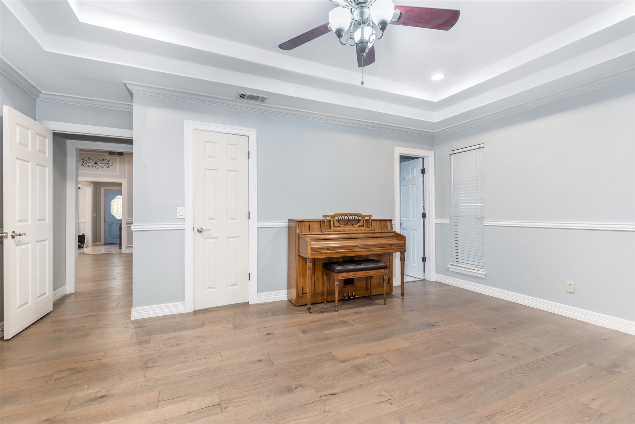 1642 Texas Longhorn Trail Gunter TX 75058