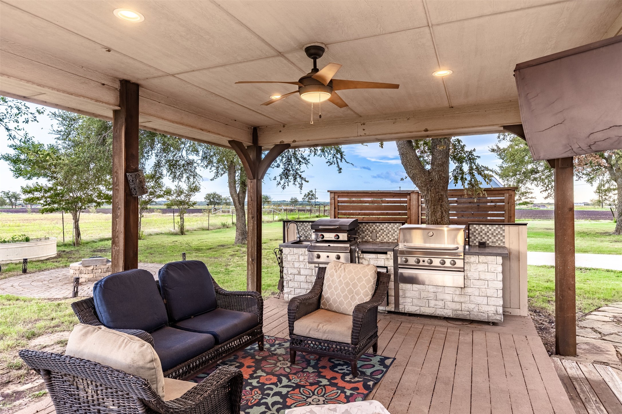 1642 Texas Longhorn Trail Gunter TX 75058