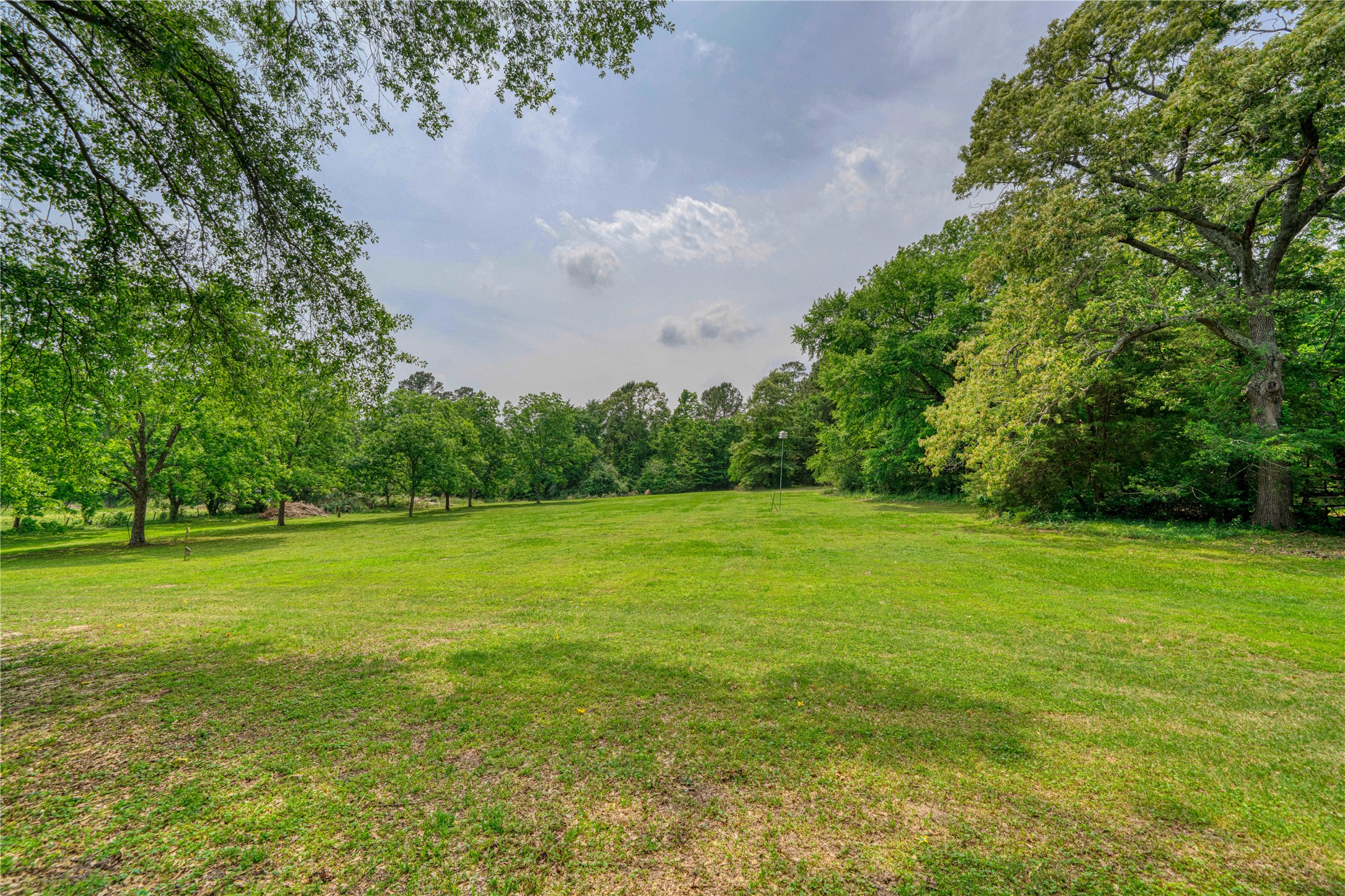 2787 Fm 250 N Hughes Springs TX 75656