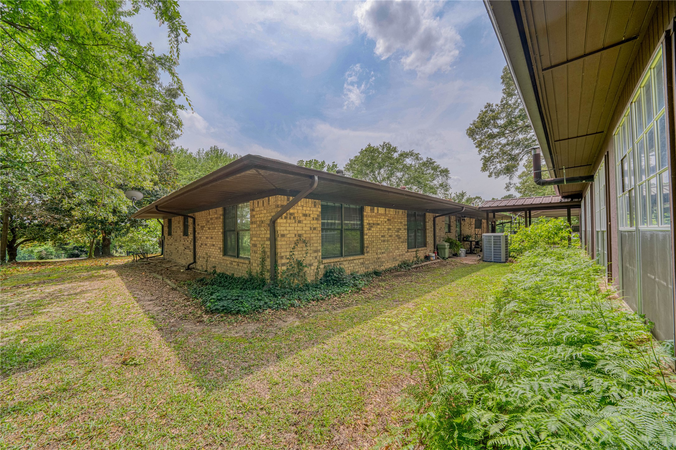 2787 Fm 250 N Hughes Springs TX 75656