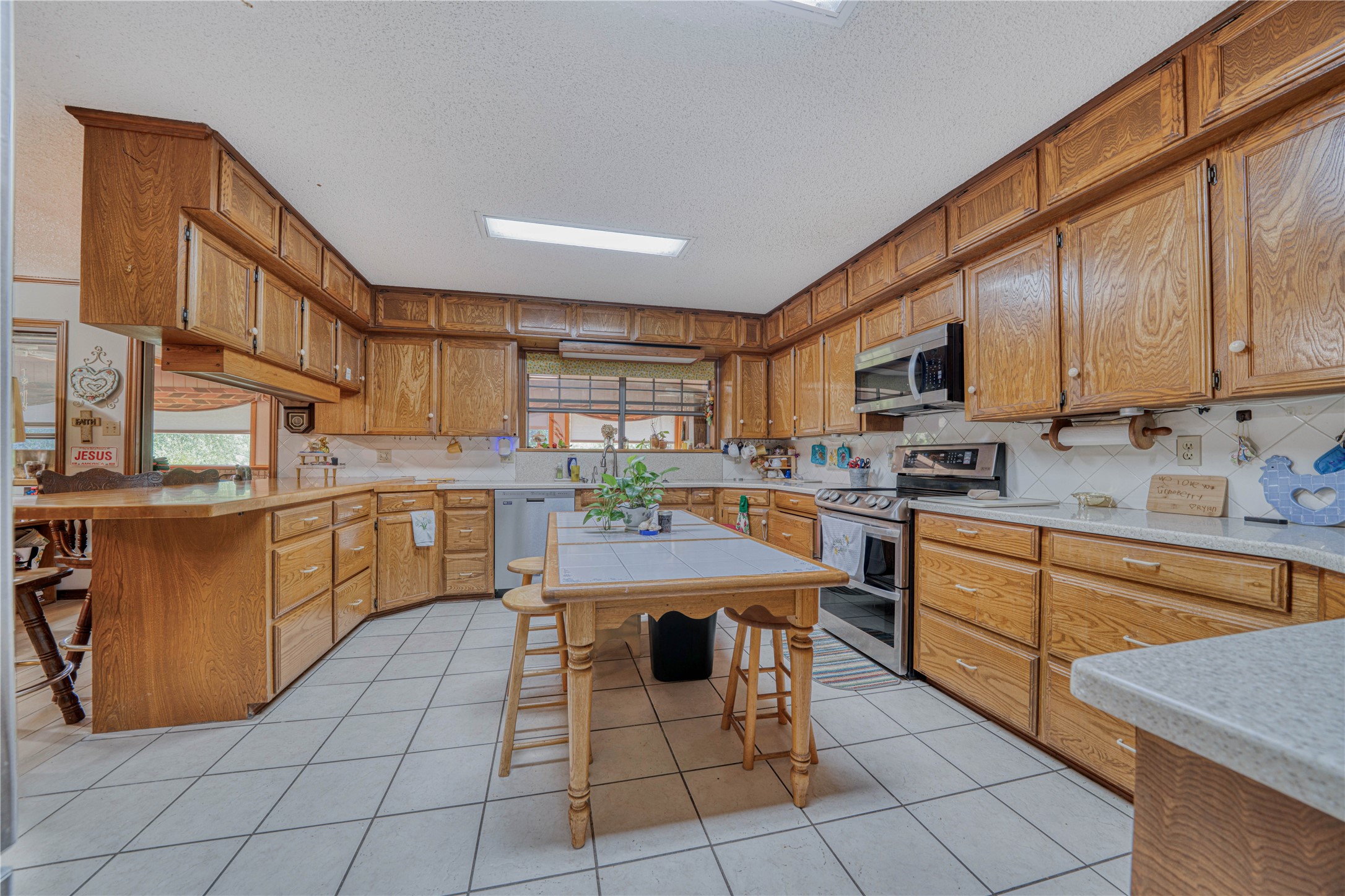 2787 Fm 250 N Hughes Springs TX 75656