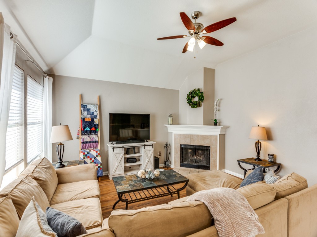 8204 Dynasty Drive Fort Worth TX 76123