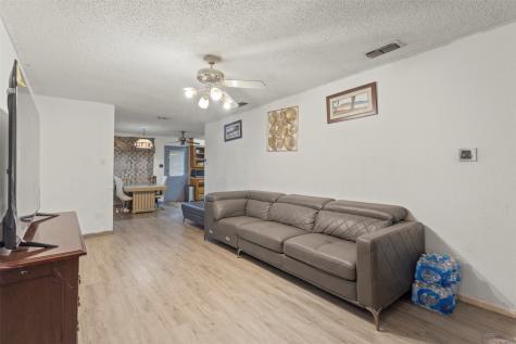 6510 Oak Forest Court Fort Worth TX 76112
